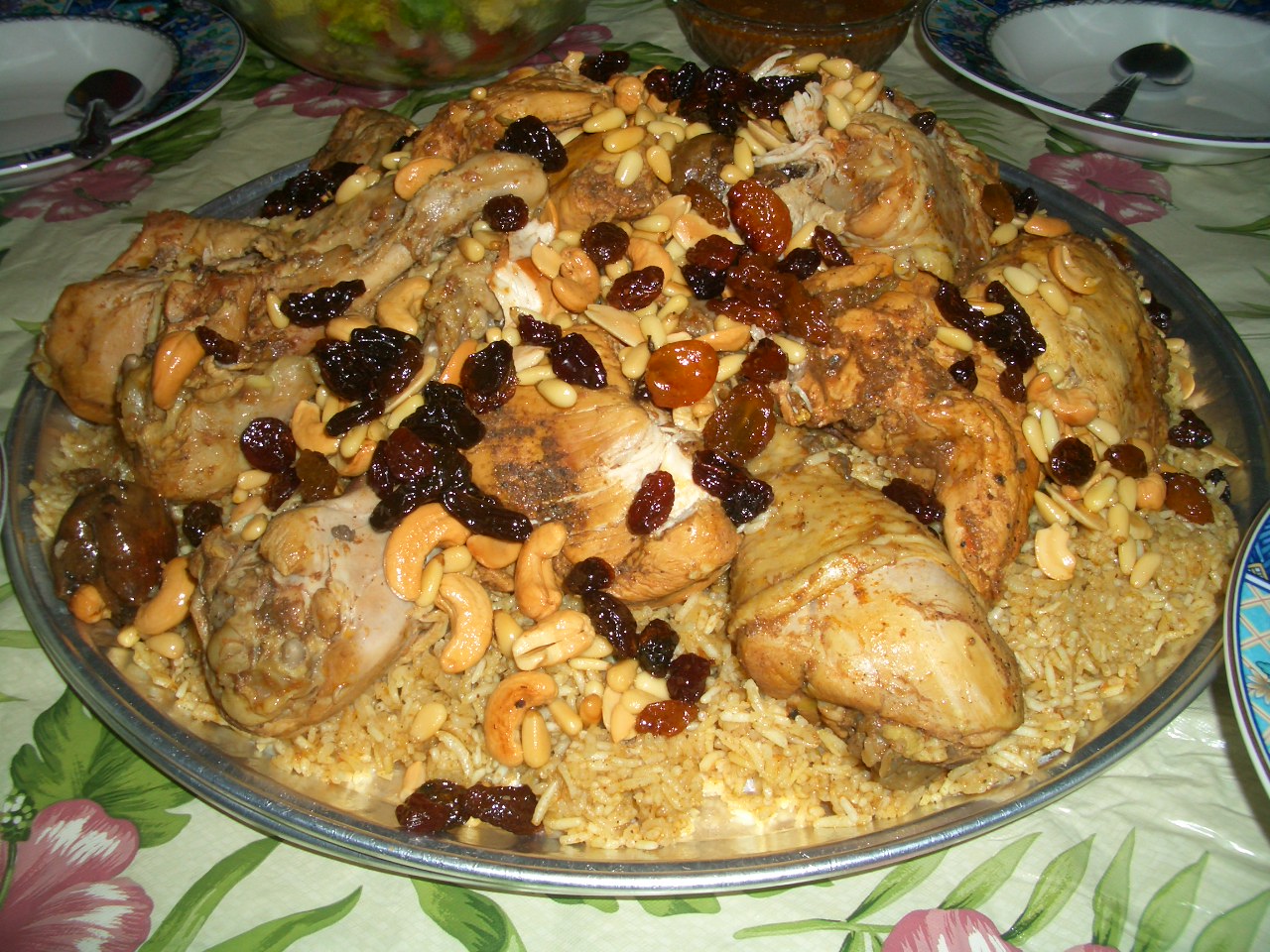 A large plate of Kabsa
